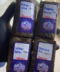 Frozen Smoky Farm Hash premium static sift hash product image at HASH CAVIAR
